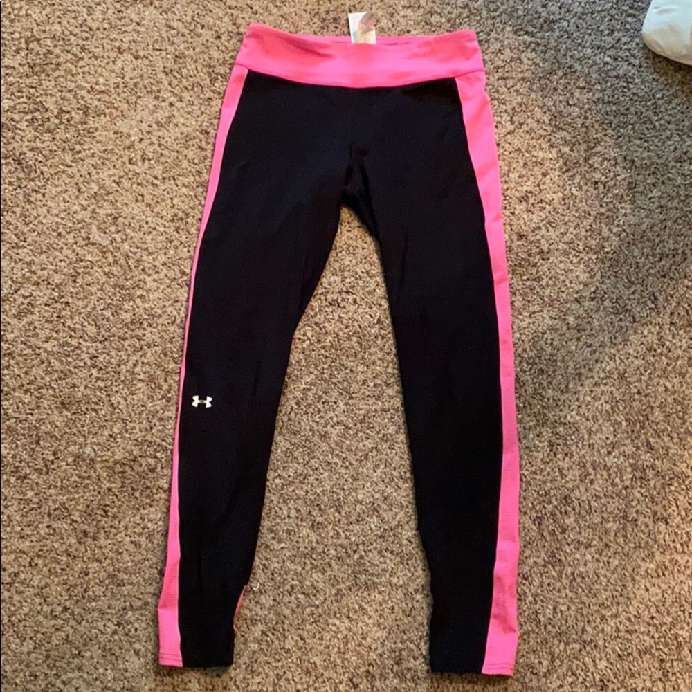 Under Armour leggings- M